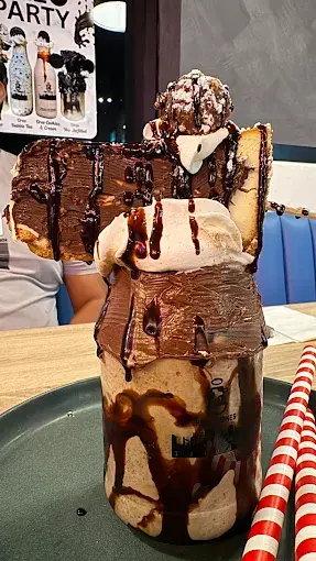 Ice cream desserts and sundaes Calgary